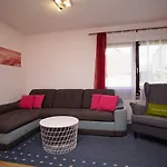 Ferienhus Baabe Ferienwohnung 01 Mit Gratis Nutzung Vom Ahoi Erlebnisbad Und Sauna In Sellin 아파트