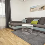 Ferienhus Baabe Ferienwohnung 01 Mit Gratis Nutzung Vom Ahoi Erlebnisbad Und Sauna In Sellin 아파트 *