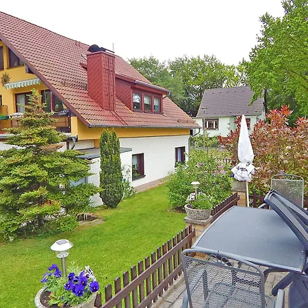 Ferienhus Baabe Ferienwohnung 01 Mit Gratis Nutzung Vom Ahoi Erlebnisbad Und Sauna In Sellin Baabe