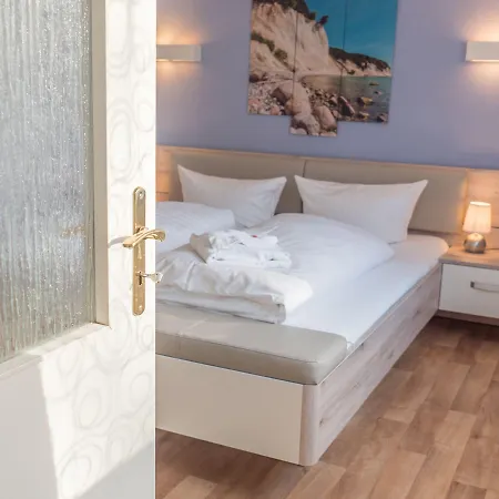 Apartment Ferienhus Baabe Ferienwohnung 01 Mit Gratis Nutzung Vom Ahoi Erlebnisbad Und Sauna In Sellin *