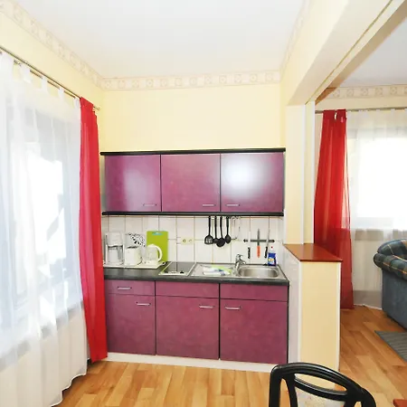 Apartment Ferienhus Baabe Ferienwohnung 01 Mit Gratis Nutzung Vom Ahoi Erlebnisbad Und Sauna In Sellin *