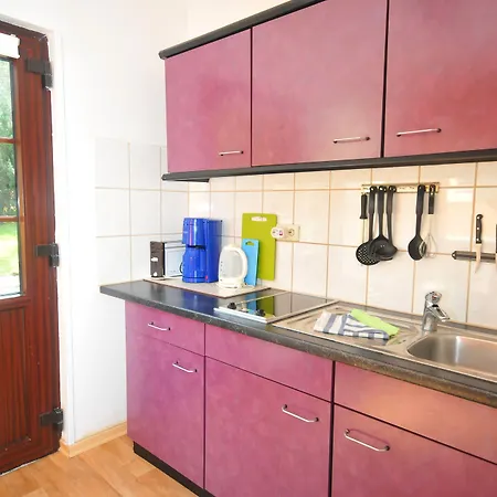 Ferienhus Baabe Ferienwohnung 01 Mit Gratis Nutzung Vom Ahoi Erlebnisbad Und Sauna In Sellin Baabe