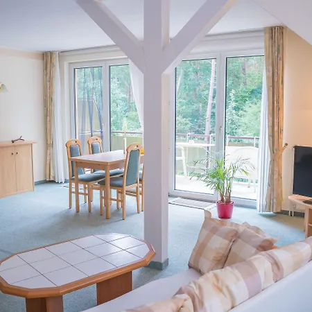 Apartment Ferienhus Baabe Ferienwohnung 01 Mit Gratis Nutzung Vom Ahoi Erlebnisbad Und Sauna In Sellin Baabe
