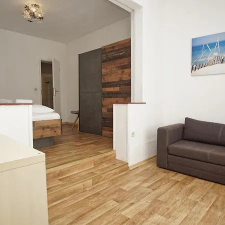 Ferienhus Baabe Ferienwohnung 01 Mit Gratis Nutzung Vom Ahoi Erlebnisbad Und Sauna In Sellin Baabe