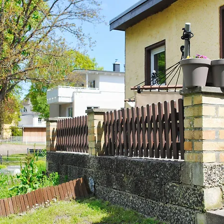 Apartamento Ferienhus 01 Mit Gratis Nutzung Vom Ahoi Erlebnisbad Und Sauna In Sellin