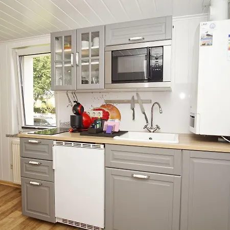 Apartamento Ferienhus 01 Mit Gratis Nutzung Vom Ahoi Erlebnisbad Und Sauna In Sellin