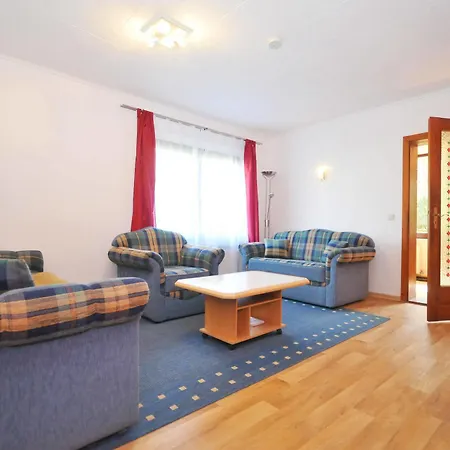 Апартаменты Ferienhus 01 Mit Gratis Nutzung Vom Ahoi Erlebnisbad Und Sauna In Sellin