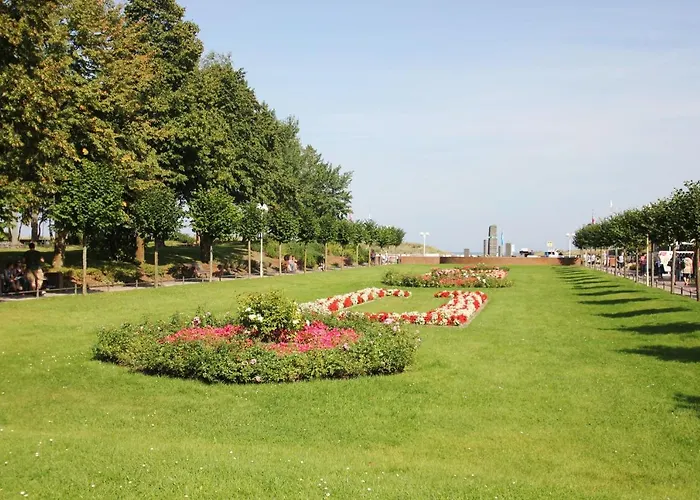 Appartement Ferienhus 01 Mit Gratis Nutzung Vom Ahoi Erlebnisbad Und Sauna In Sellin