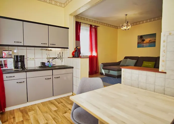 Ferienhus 01 Mit Gratis Nutzung Vom Ahoi Erlebnisbad Und Sauna In Sellin *