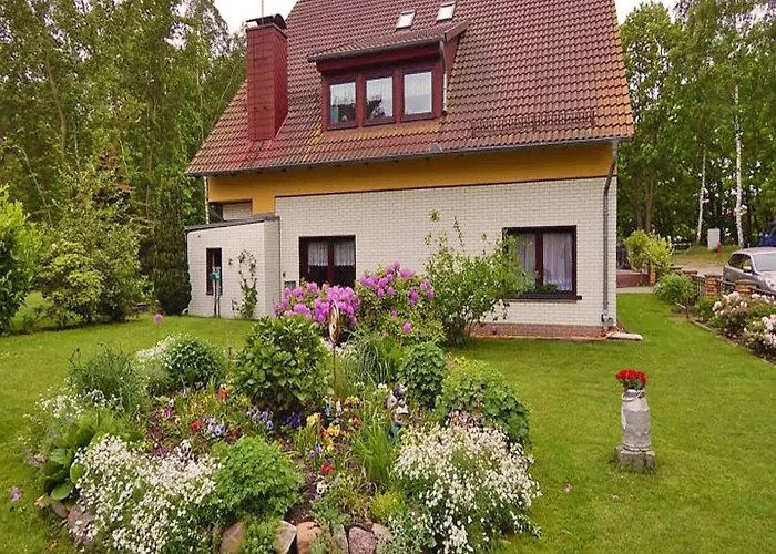 Appartement Ferienhus 01 Mit Gratis Nutzung Vom Ahoi Erlebnisbad Und Sauna In Sellin